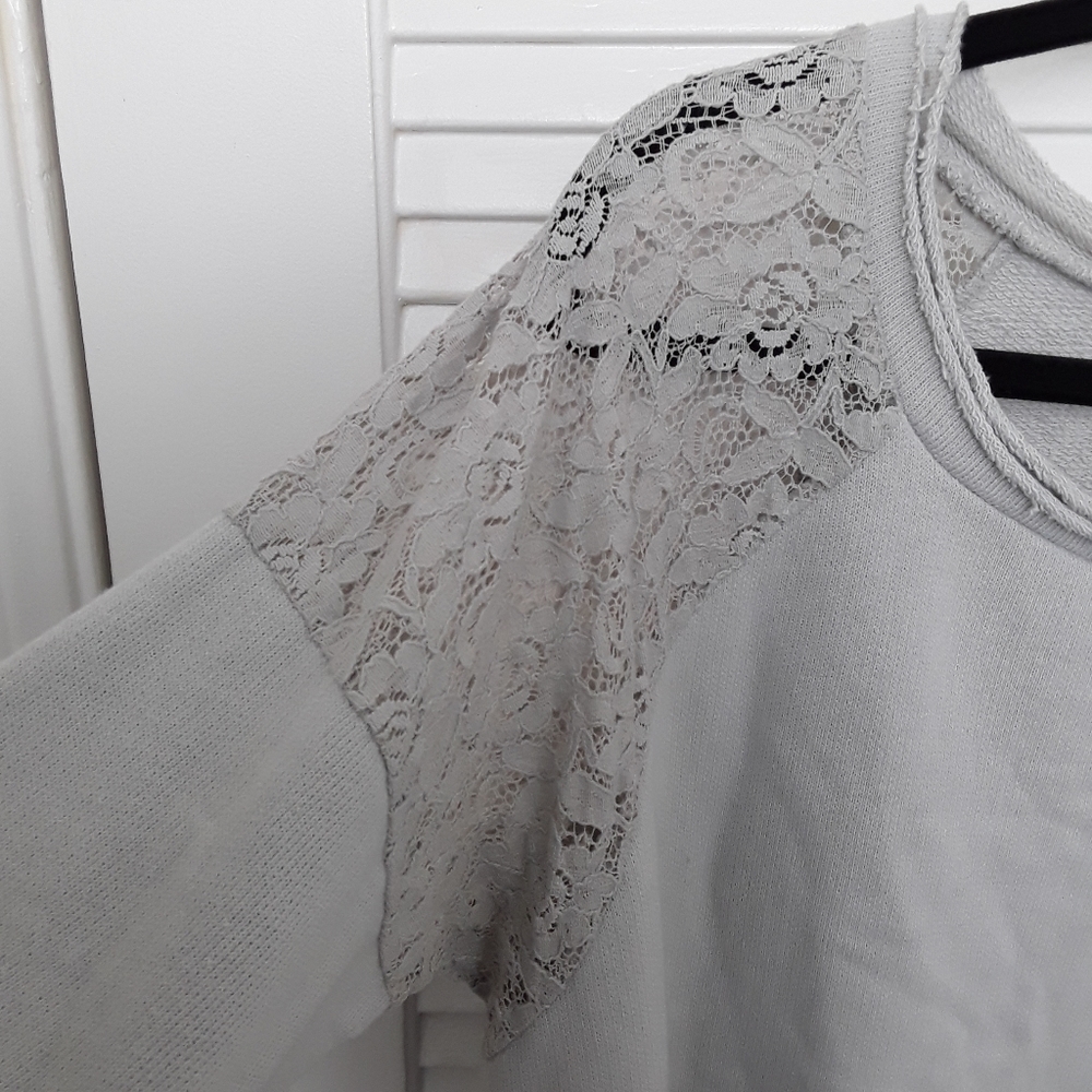 Paris Lace Shoulders Sweatshirt Top High Low M L - Picture 7 of 7